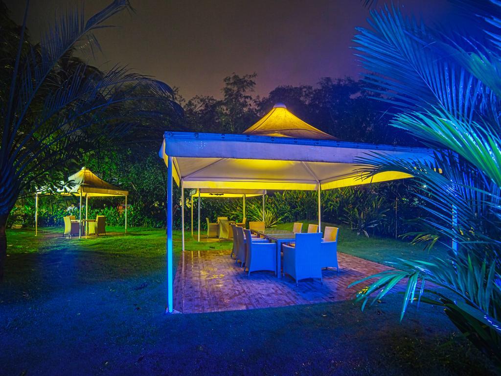 Saj Earth Resort & Convention Center , Kochi Nedumbassery Exterior photo