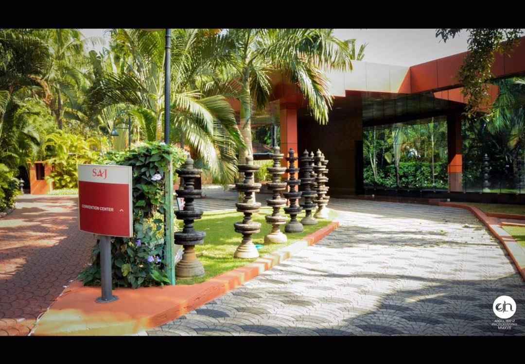Saj Earth Resort & Convention Center , Kochi Nedumbassery Exterior photo