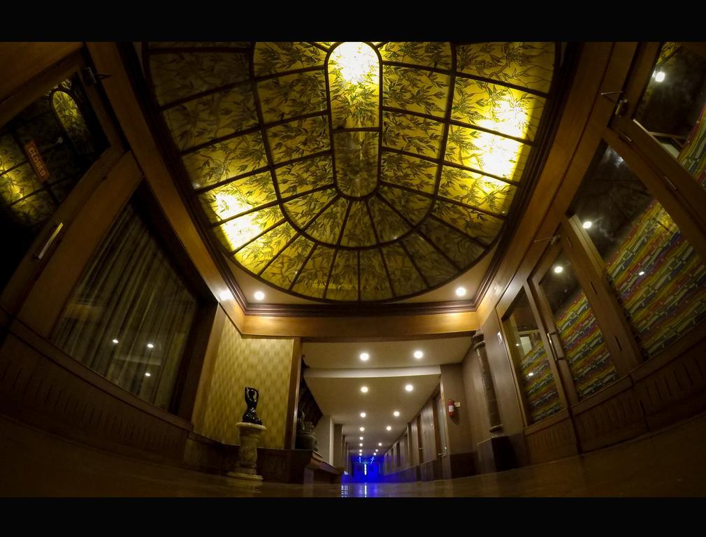 Saj Earth Resort & Convention Center , Kochi Nedumbassery Exterior photo