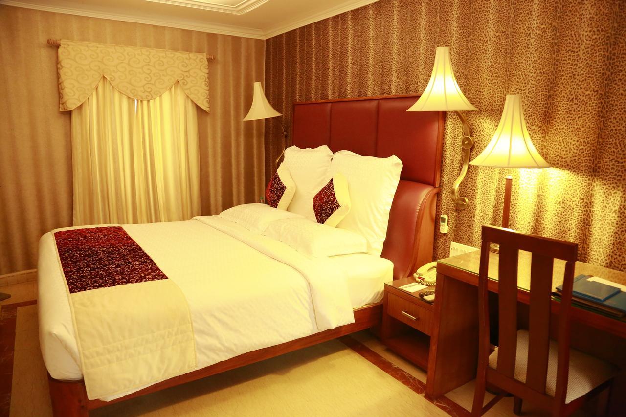 Saj Earth Resort & Convention Center , Kochi Nedumbassery Exterior photo