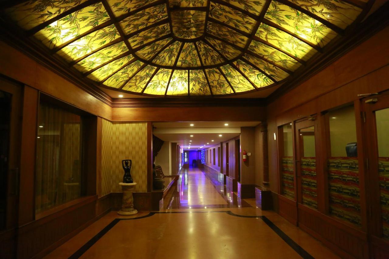 Saj Earth Resort & Convention Center , Kochi Nedumbassery Exterior photo